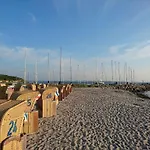 Gemuetlicher Bungalow Mit Garten * Poel