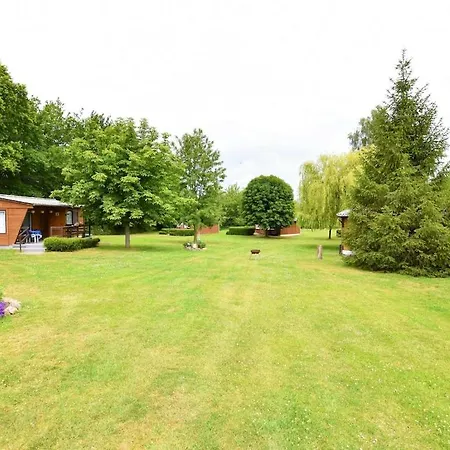 Ground-floor Getaway With Garden *