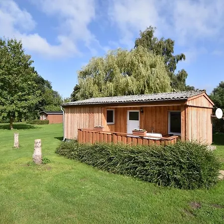Gemuetlicher Mit Garten Insel Poel