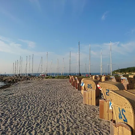 Ground-floor Getaway With Garden